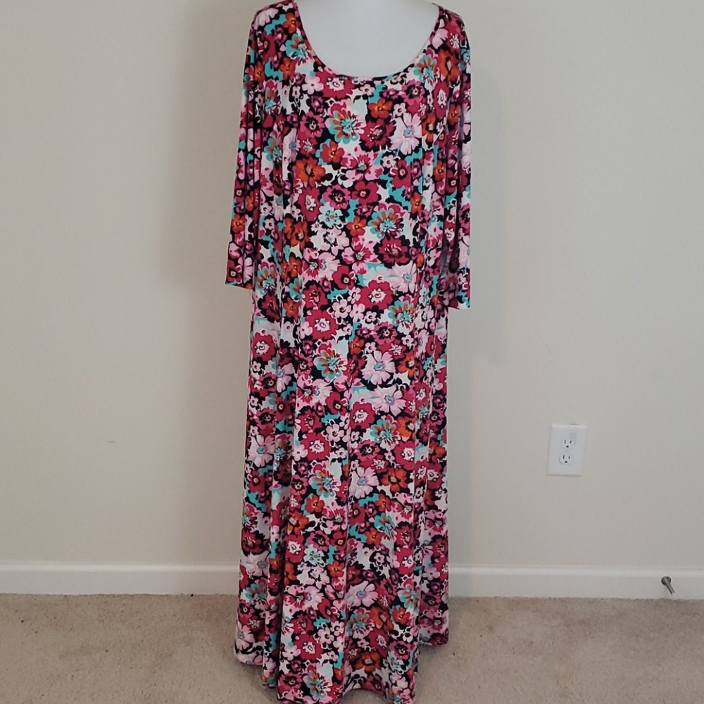 DN Design multicolored floral maxi dress size 22w